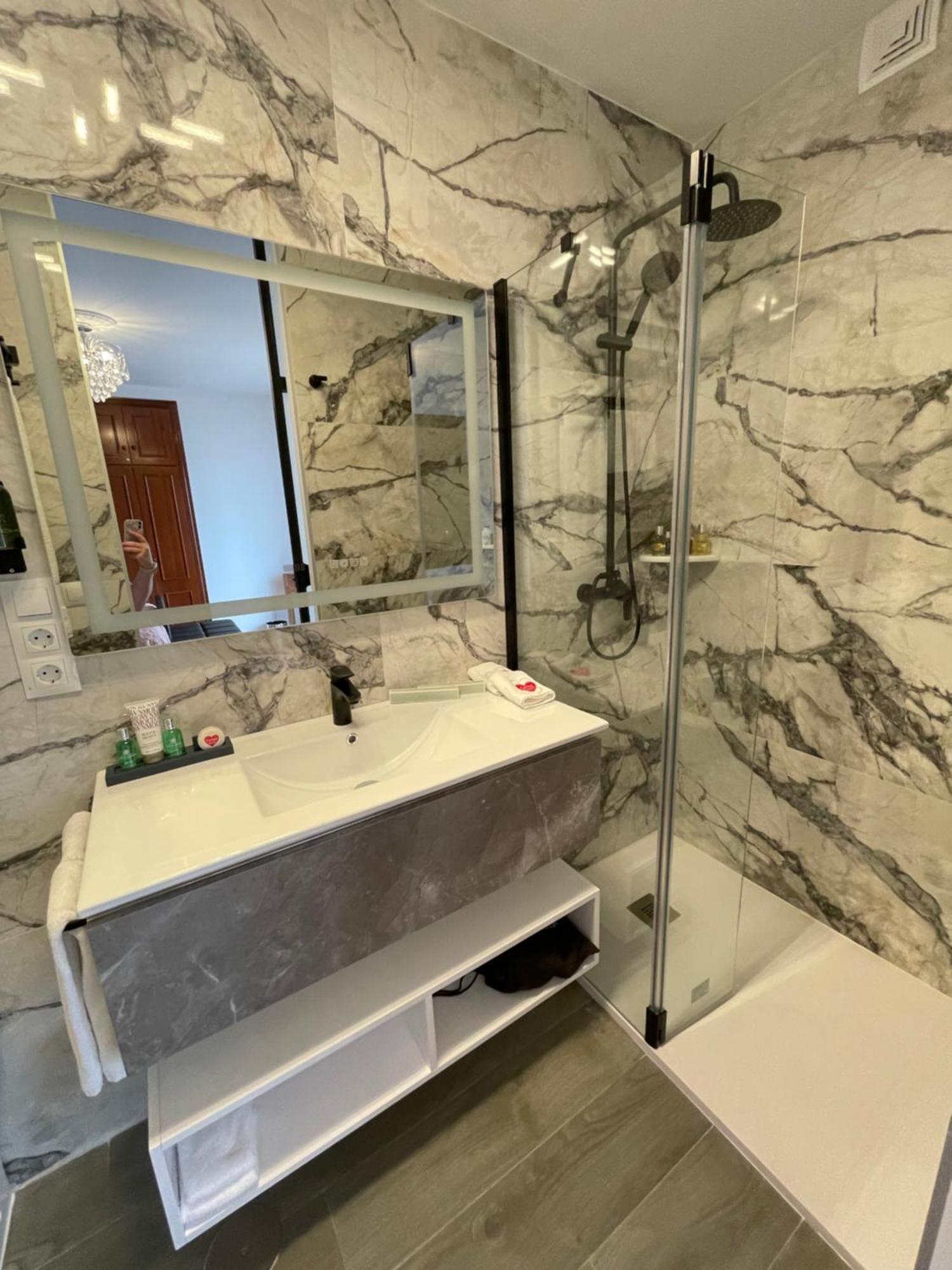 Cariad Boutique Bed and breakfast La Cala Del Moral